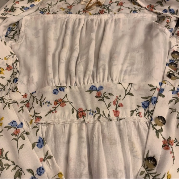 🎉HP🎉 Lost In Lunar Floral Button Front Dress - Picture 13 of 16